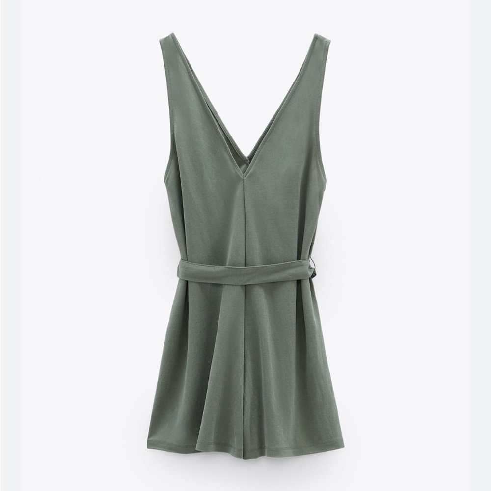 Zara Loose-Fitted Jumpsuit Romper